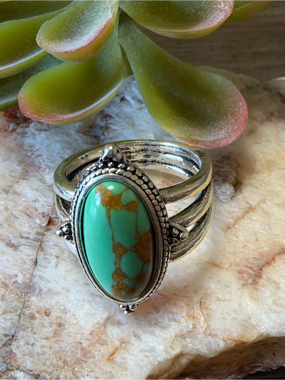 Turquoise Stone Silver-Tone Femme Ring - Turquoise